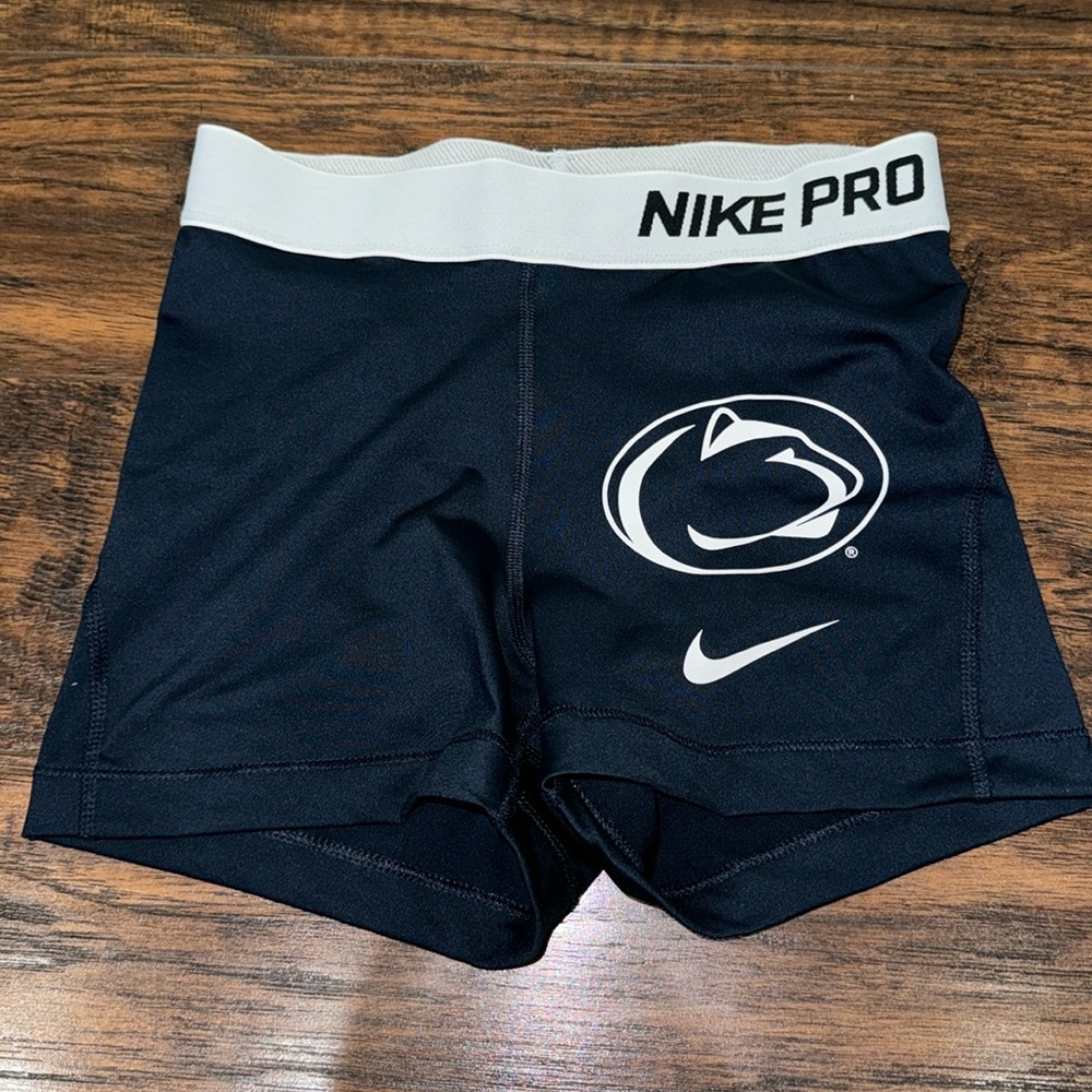 Nike pro Penn state shorts